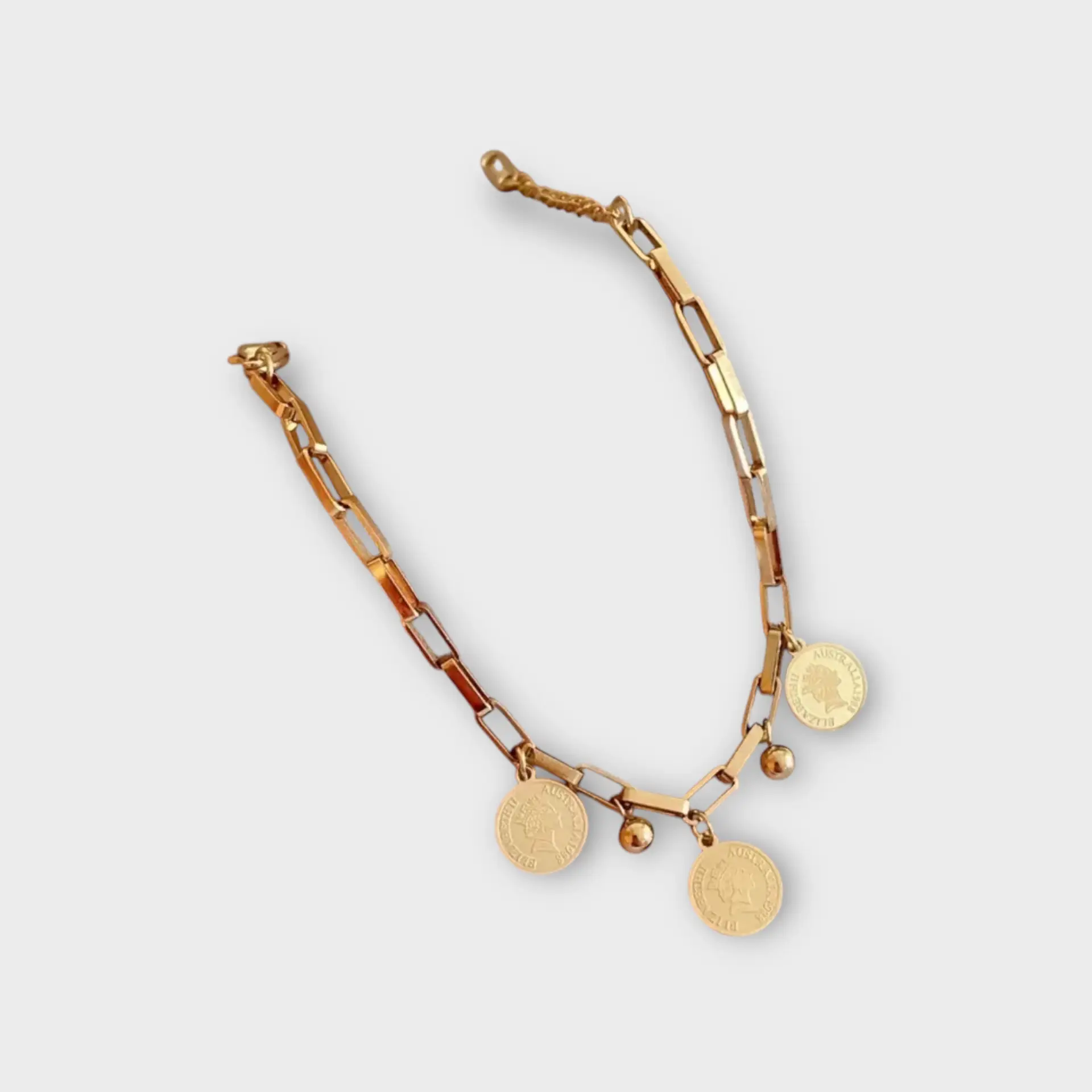 Pulsera con monedas doradas - Imagen 3